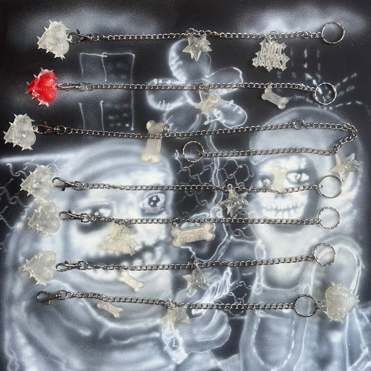 1 of 7 Flexico Charm Chains